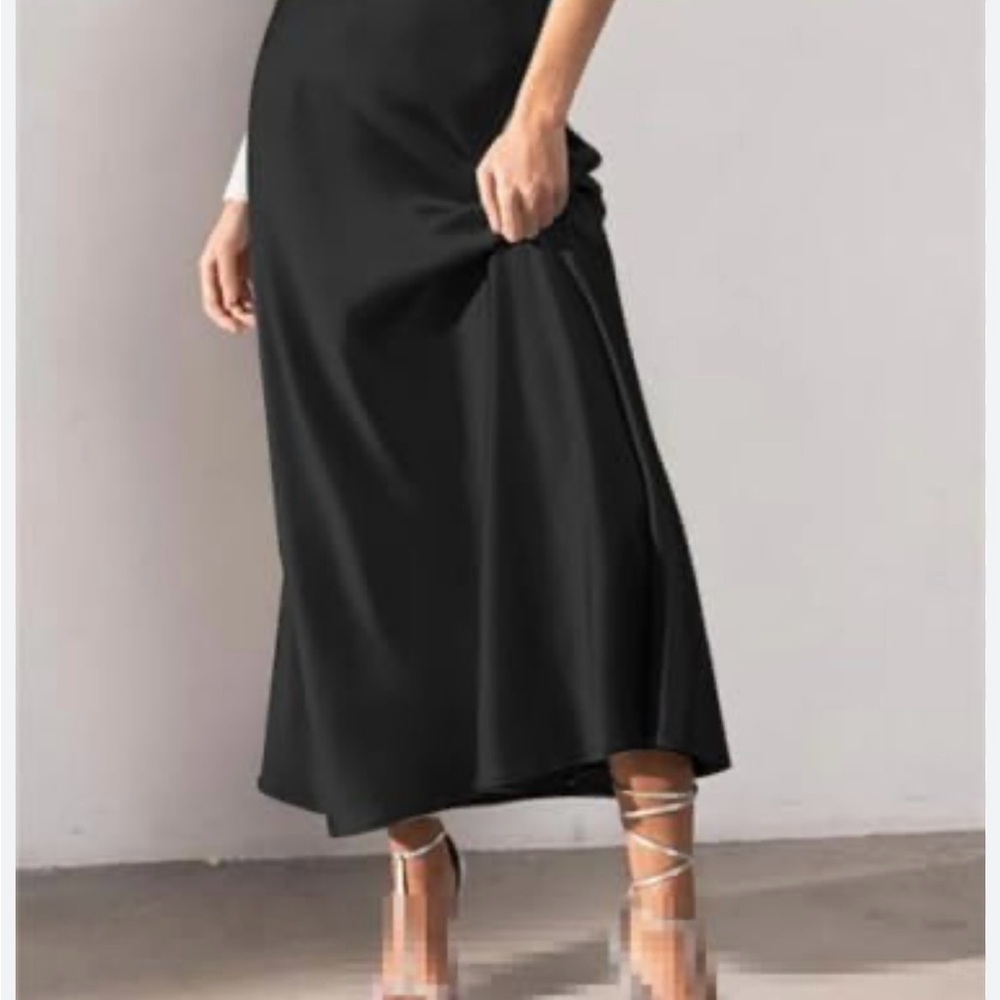 Elegant Black Women's Skirt